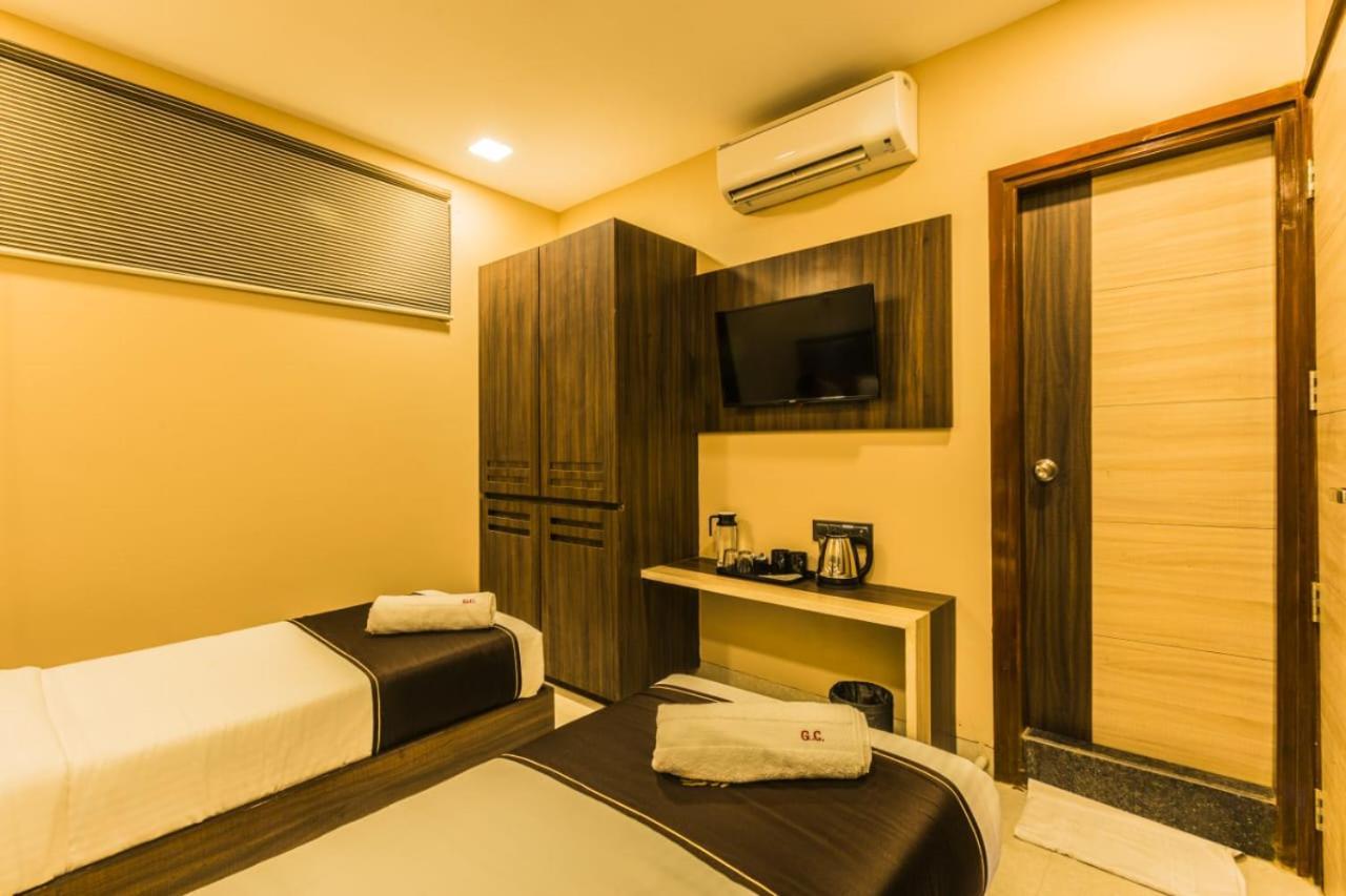 Hotel Golden Crown Mumbai Eksteriør bilde