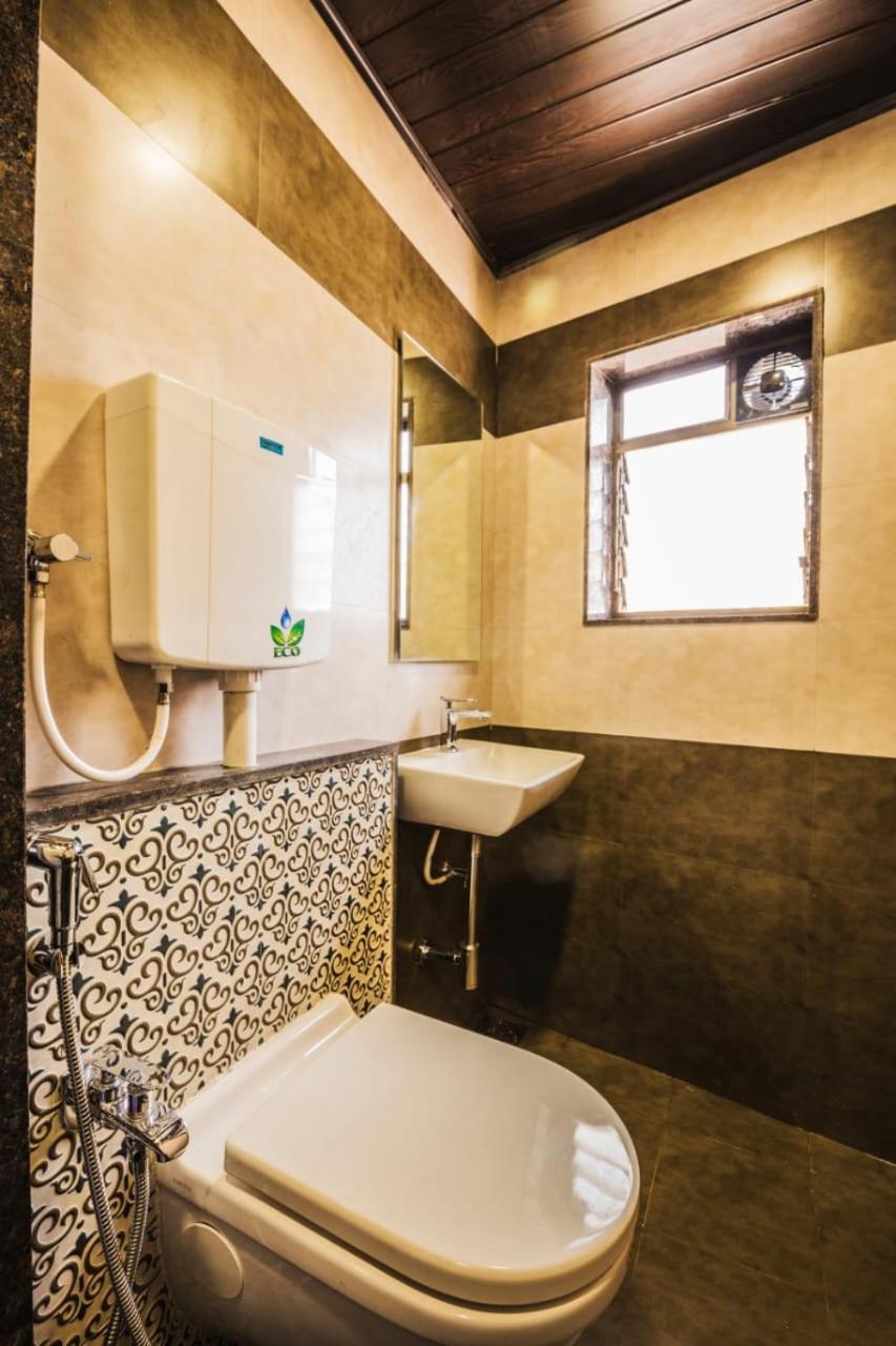Hotel Golden Crown Mumbai Eksteriør bilde