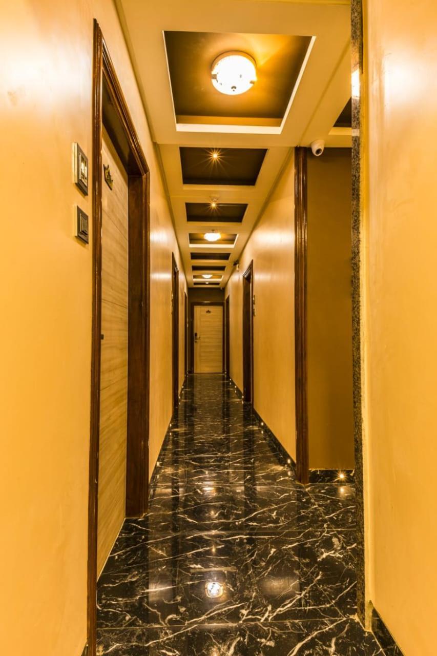 Hotel Golden Crown Mumbai Eksteriør bilde
